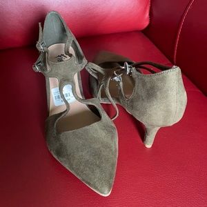 Brushed suede heels